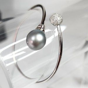 Silvertone w/Faux Pearl /Crystal/Rhinestone Open-End Bracelet 45015-030